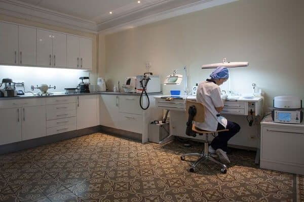 La Clínica padrós cuenta con equipamientos integrales La Clínica padrós cuenta con equipamientos integrales