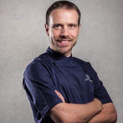 Dr. Jose Luis Padrós Dr. Jose Luis Padrós. Clínica Dental Padrós Paral·lel, tu dentista en Barcelona